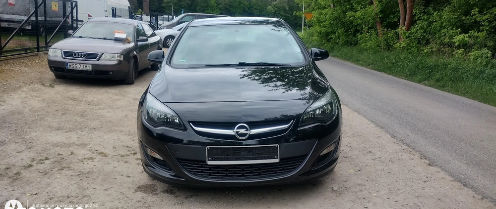 Opel Astra cena 29800 przebieg: 145000, rok produkcji 2013 z Gostynin małe 352